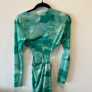 Green Tie-Dye Long Sleeve Dress